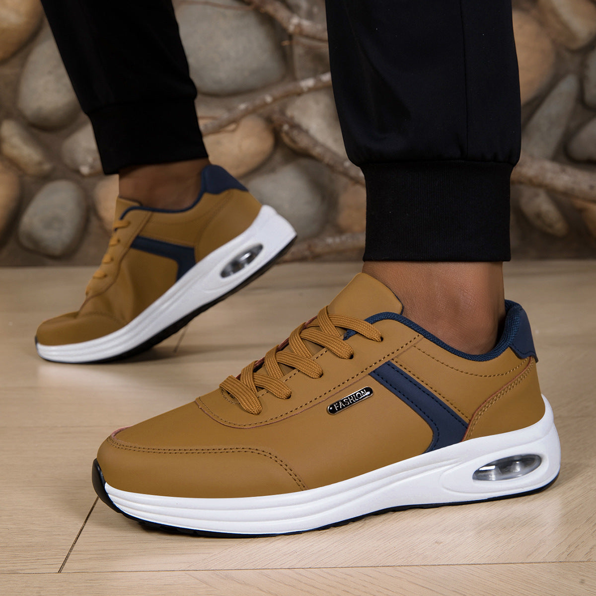 Scarpe ortopediche comode: dotate di supporto per l'arco plantare, alleviano il dolore; leggere, ammortizzanti e con tomaia in pelle impermeabile.