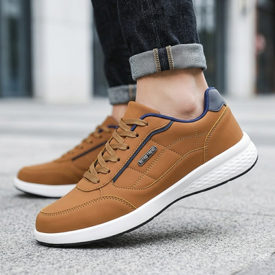 Scarpe ortopediche comode: dotate di supporto per l'arco plantare, alleviano il dolore; leggere, ammortizzanti e con tomaia in pelle impermeabile.