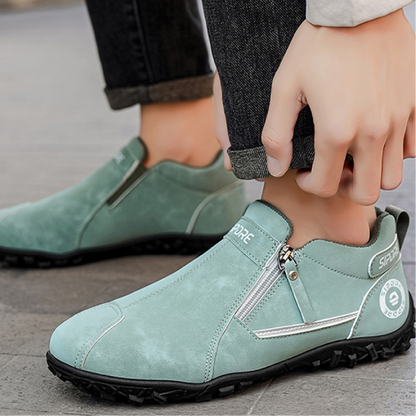 Scarpe ortopediche comode: dotate di supporto per l'arco plantare, alleviano il dolore; leggere e ammortizzanti, con tomaia in pelle di facile manutenzione.