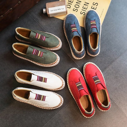 Scarpe ortopediche comode: dotate di supporto per l'arco plantare, alleviano il dolore; traspiranti.