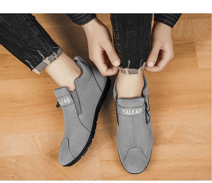 Scarpe ortopediche comode e antiscivolo: morbide e confortevoli, con un ottimo sostegno - alleviano il dolore ai piedi.