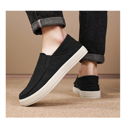 Scarpe ortopediche a rete: realizzate interamente a mano, dotate di supporto per l'arco plantare, per alleviare il dolore.