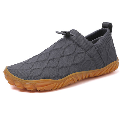 Scarpe sportive ortopediche con rete: dotate di supporto per l'arco plantare, alleviano il dolore; morbide e ammortizzanti.