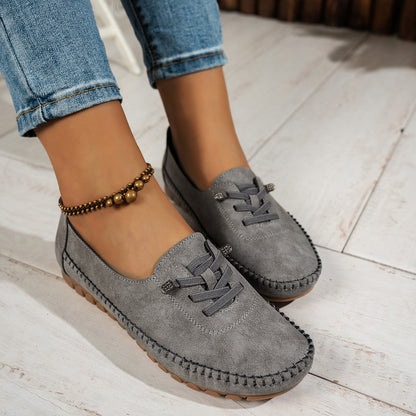 Scarpe ortopediche comode: dotate di supporto per l'arco plantare, alleviano il dolore; morbide e ammortizzanti.