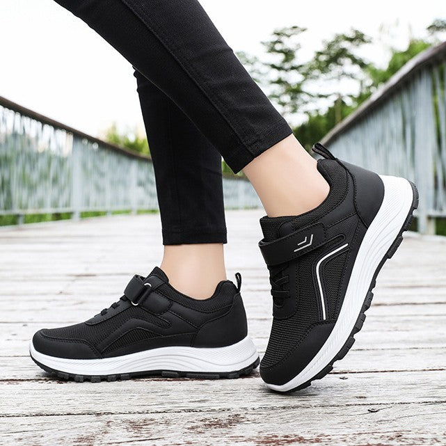 Scarpe ortopediche comode e antiscivolo: morbide e confortevoli, con un ottimo sostegno - alleviano il dolore ai piedi.