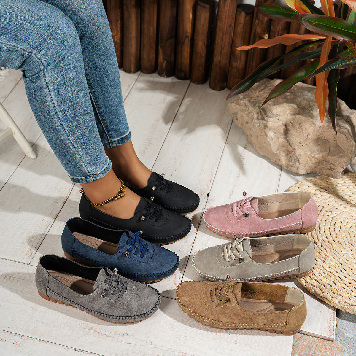 Scarpe ortopediche comode: dotate di supporto per l'arco plantare, alleviano il dolore; morbide e ammortizzanti.