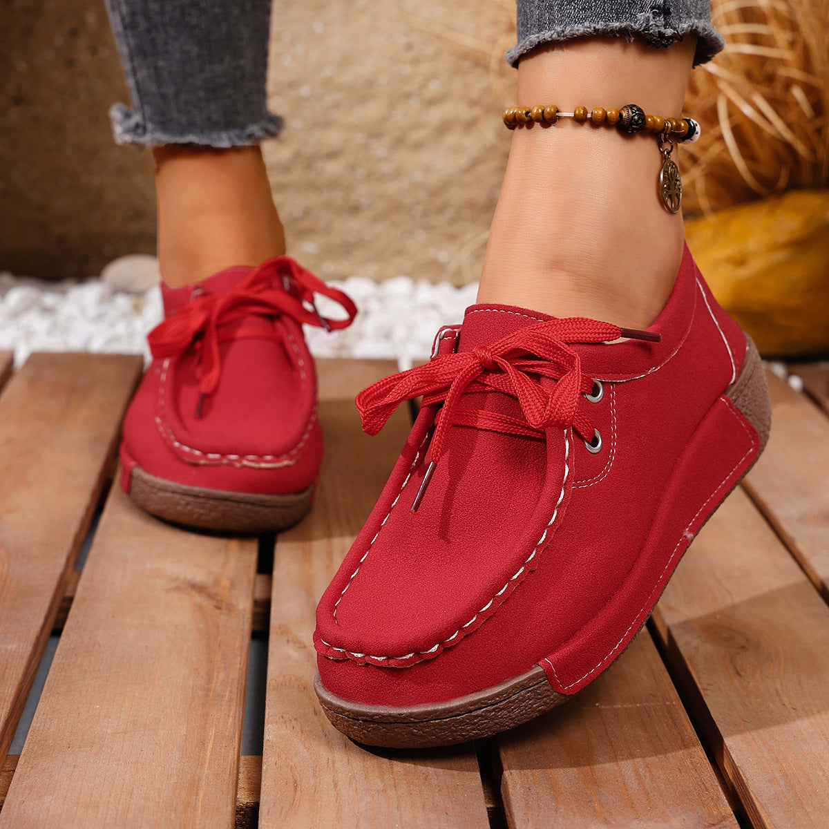 Scarpe ortopediche comode: supporto ergonomico dell'arco plantare, alleviano il dolore, forma ampia che non stringe il piede.