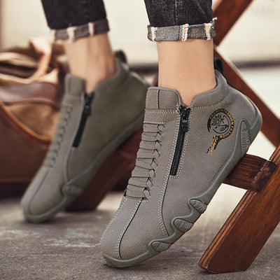 Scarpe ortopediche comode: supporto plantare ergonomico per alleviare il dolore, forma ampia che non stringe il piede.