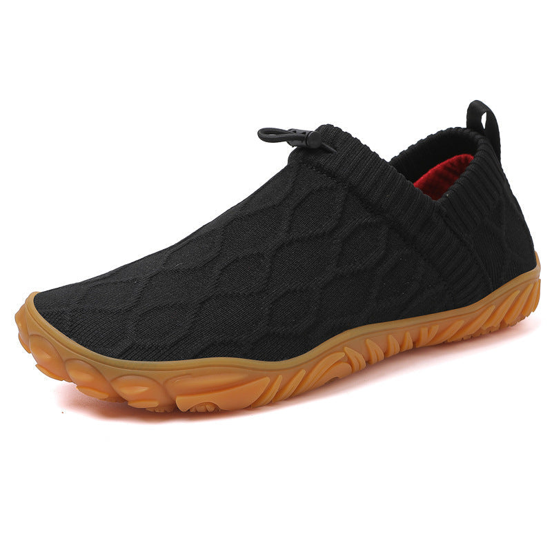 Scarpe sportive ortopediche con rete: dotate di supporto per l'arco plantare, alleviano il dolore; morbide e ammortizzanti.