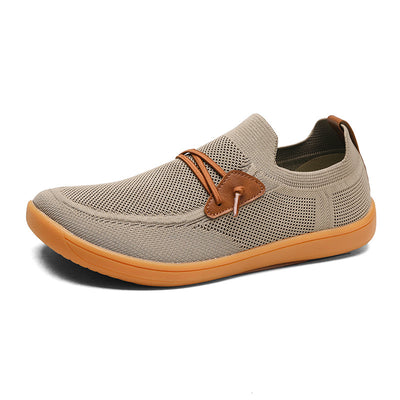 Scarpe sportive ortopediche a rete: dotate di supporto per l'arco plantare, alleviano il dolore; morbide e ammortizzanti.