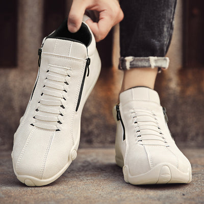Scarpe ortopediche comode: supporto plantare ergonomico per alleviare il dolore, forma ampia che non stringe il piede.
