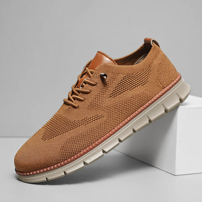 Scarpe sportive ortopediche a rete: dotate di supporto per l'arco plantare, alleviano il dolore; morbide e ammortizzanti.